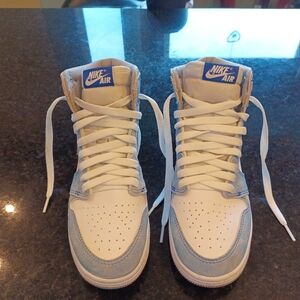 Jordan 1 Retro OG Hyper Royal